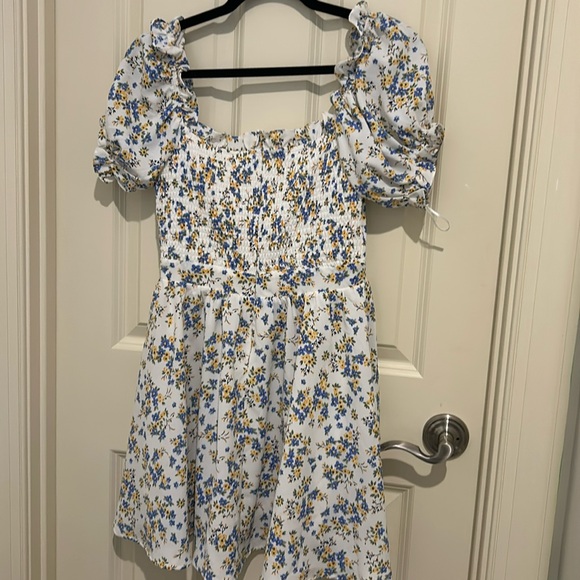 Floral Mini Dress - Picture 5 of 6